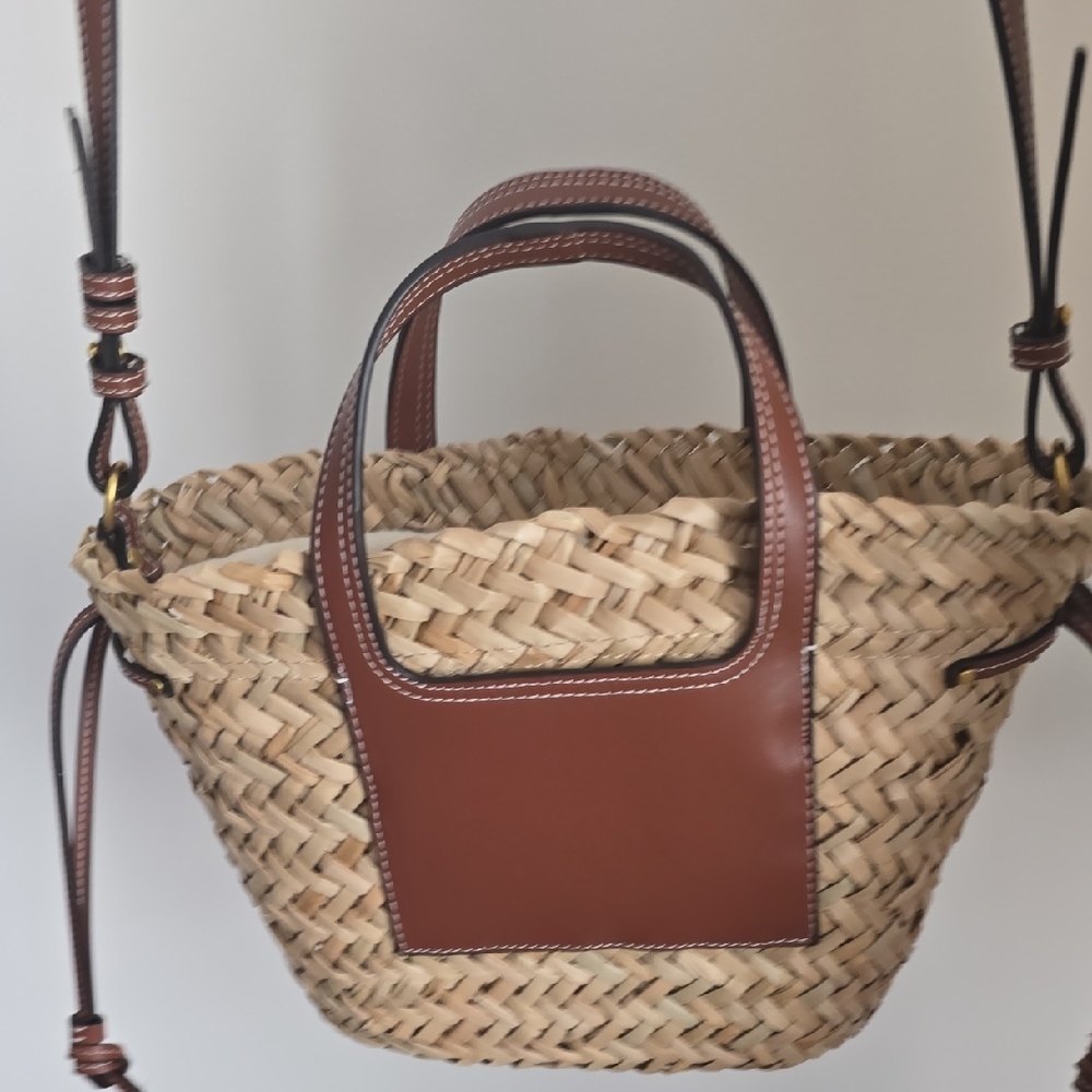 House of Harlow 1960 Woven Straw and Brown Crossbody Bag - Picture 6 of 7